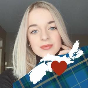 Meet your Posher, Jenna